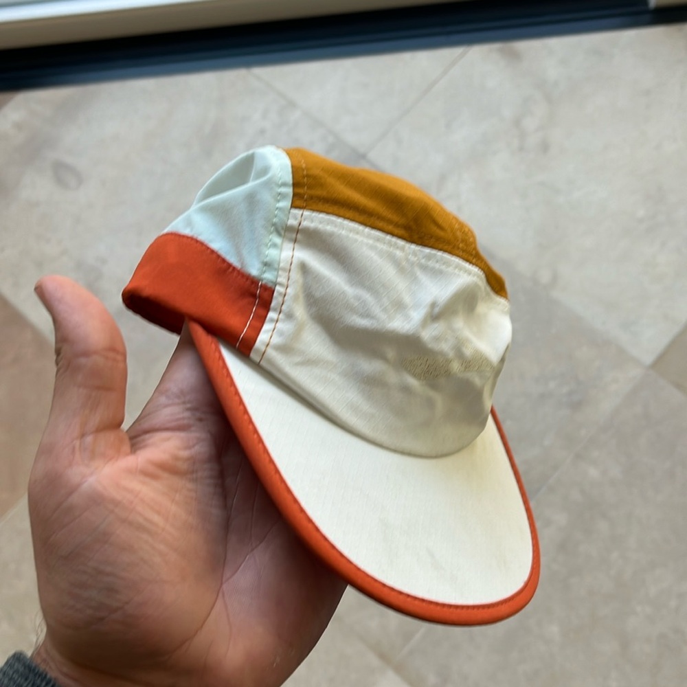 Brooks lightweight running hat
